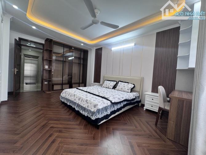 Bán nhà Thọ Lão, Hai Bà Trưng 42m, 7 tầng. Giá: 20 tỷ - 2
