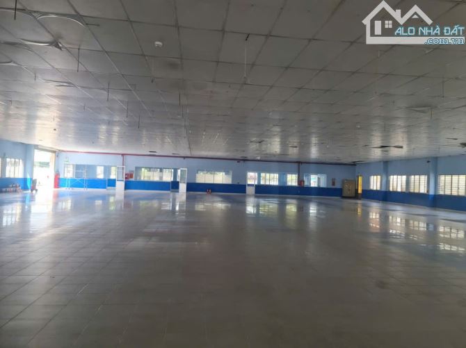 Cho thuê kho xưởng 1700m2 đường Trường Chinh , Phường 15, Q. Tân Bình - 2