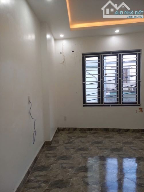 Cho thuê nhà 4 tầng mặt ngõ đằng hải full đồ 7tr/tháng - 2