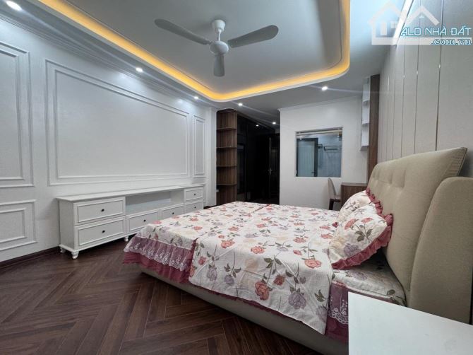 Bán nhà Thọ Lão, Hai Bà Trưng 42m, 7 tầng. Giá: 20 tỷ - 3