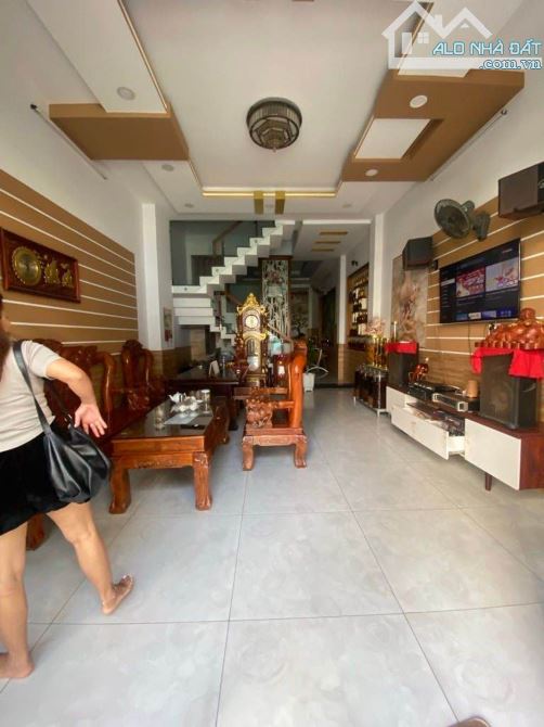 Tôi không giúp bạn giàu nhanh nhưng có thể giúp tài sản bạn tăng theo dòng tiền  B.á.n n.h - 4