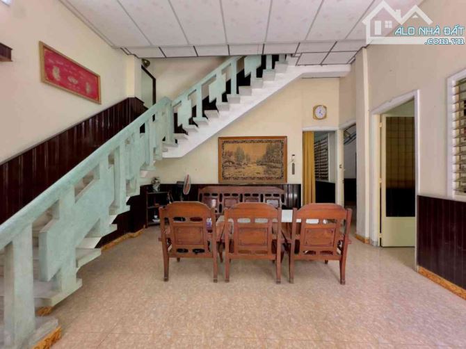 Nhà 133m2 - HXH Trần Hữu Trang - Hồ Biểu Chánh - 4