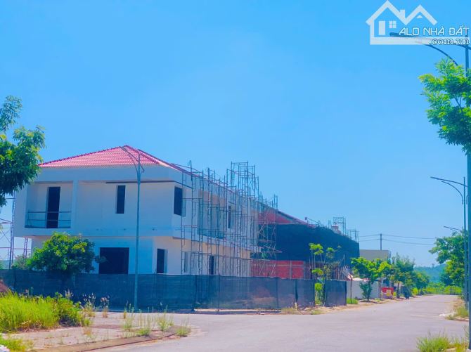 Mở bán  Đại Lộ Thịnh Vượng VSIP Quảng Ngãi  , mặt tiền đường 25m - Chiết khấu lên đến 5% - 7