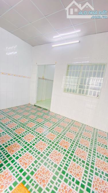 Cho thuê nhà 48 m2 Nguyễn Việt Hồng có sân trước 4,5 triệu - 10