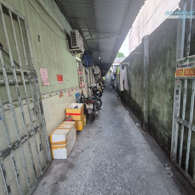 Bán dãy nhà trọ 9 phòng (DT 7.8x30),  chủ kẹt tiền bán gấp giảm 1 tỷ - 1