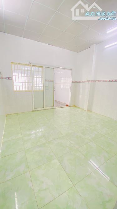 Cho thuê nhà 48 m2 Nguyễn Việt Hồng có sân trước 4,5 triệu - 12