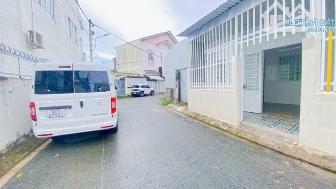 Cho thuê nhà 48 m2 Nguyễn Việt Hồng có sân trước 4,5 triệu - 14