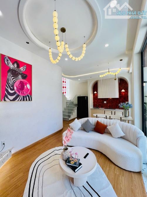 VILLA RẺ CỰC ĐẸP GẦN BIỂN GẦN TRUNG TÂM ĐÀ NẴNG - 2