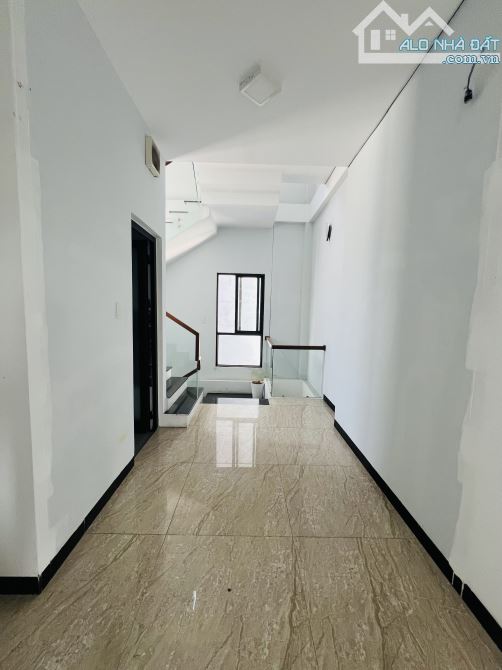 CHO THUÊ TOÀ NHÀ 3.5 TẦNG - MẶT TIỀN LÊ THANH NGHỊ, HẢI CHÂU - KINH DOANH ĐA NGÀNH NGHỀ - 2