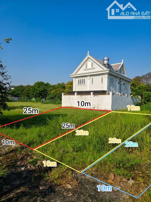 Bán Đất An Phú Tây 250 m2  Đường Nhựa KDC, Cách Mặt Tiền Đường Lớn 100m giá  9.7 Tỷ