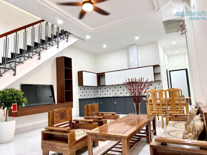 Nhà 2 tầng Diên An đường oto thông gần Thông Tin - 1
