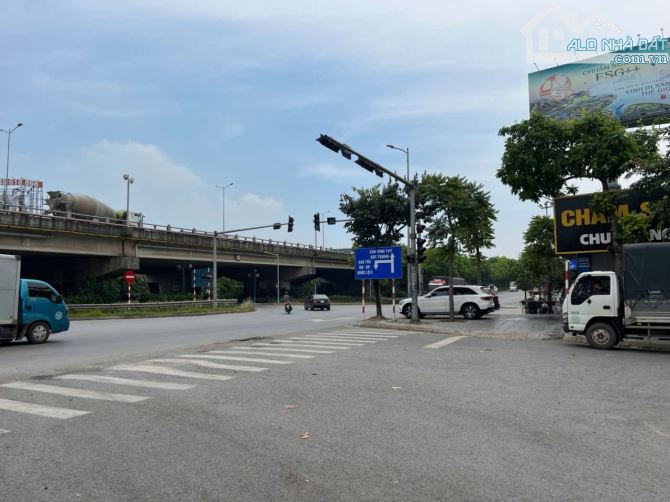 Nhà mới Bát Khối - Đông Dư dân xây độc lập hơn 5 tỷ ngay chân cầu Thanh Trì - 2