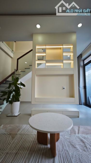 BÁN NHÀ HAI MẶT TIỀN MỚI ĐẸP GẦN VÕ NGUYÊN GIÁP - 3