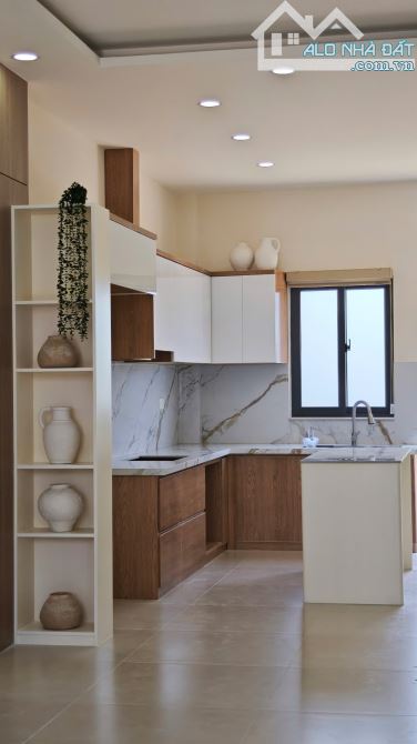 BÁN NHÀ HAI MẶT TIỀN MỚI ĐẸP GẦN VÕ NGUYÊN GIÁP - 4