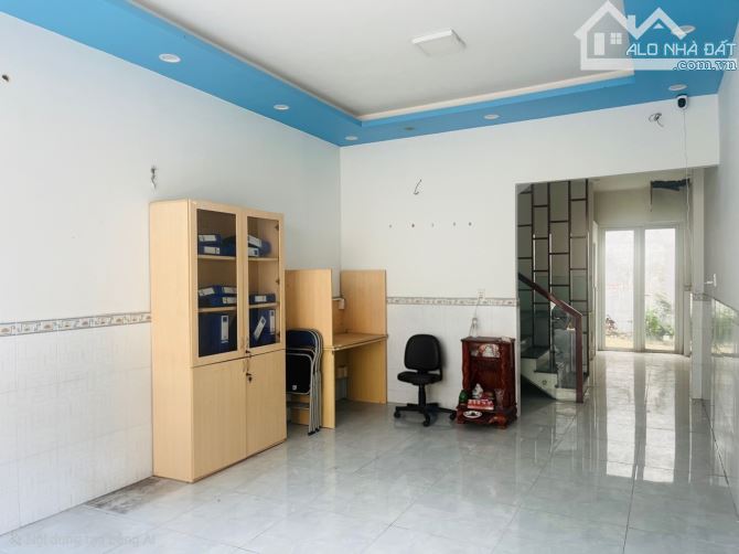 NHÀ TÂN THỚI HIỆP - QUẬN 2 - 4X 15M - 2 TẦNG - SỔ HỒNG RIÊNG - VÀI PHÚT QUA GÒ VẤP - CHỈ 3 - 5
