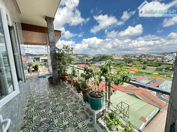 Bán Nhà Phố Hẻm Xe Hơi Đường Kim Đồng, Phường 6, Đà Lạt – Diện Tích 100m², 4 Phòng Ngủ - 9