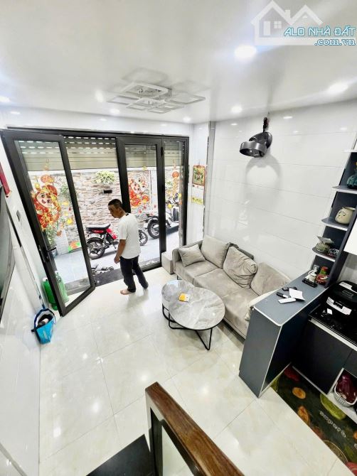 BÁN NHÀ 4 TẦNG TUYẾN 2 ĐƯỜNG BẠCH ĐẰNG – PHƯỜNG HỒNG BÀNG 16,9m² Giá chỉ có 1,85 tỷ