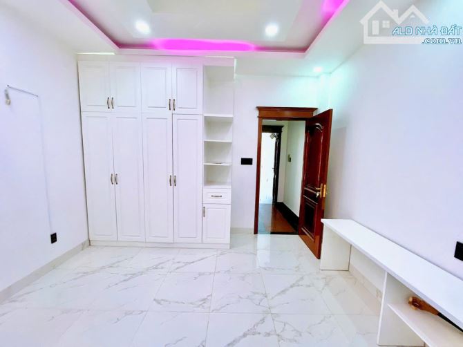 📍Hẻm 7m Bờ Bao Tân Thắng  gần Aeon Tân Phú - 4.1m ❌️17.5m - Đúc 3 Lầu - 💵 8.6 Tỷ TL - 1