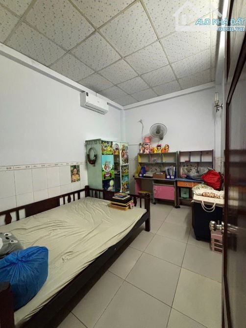 Biệt thự mini Thị trấn hóc môn - 1