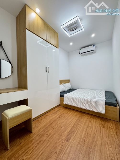 Nhà đẹp Hoàng Mai 3.68 tỷ - 35m 3 tầng 4 PN - tặng nội thất - Ngõ thông thoáng - 2