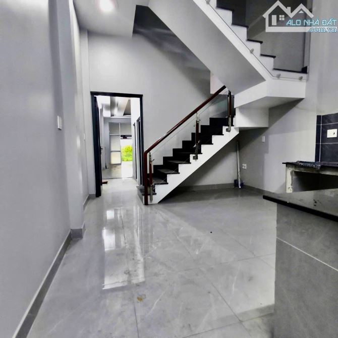 🏡 NHÀ 2 TẦNG MẶT TIỀN NGUYỄN THỊ THỬ – HÓC MÔN 💰 Chỉ 6.7 tỷ – DT 4x30m (120m²) - 3