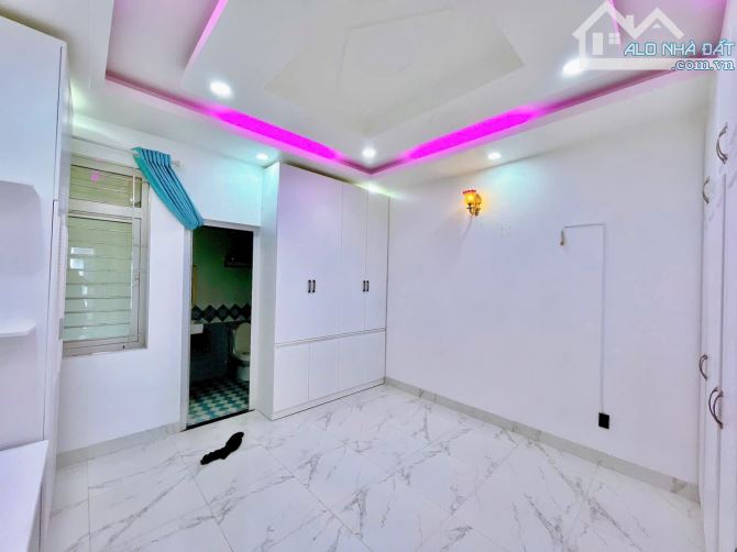 📍Hẻm 7m Bờ Bao Tân Thắng  gần Aeon Tân Phú - 4.1m ❌️17.5m - Đúc 3 Lầu - 💵 8.6 Tỷ TL - 3