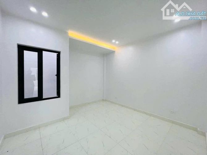🏠 Bán nhà Khúc Thừa Dụ 47m2 - 3 tầng - Gần Aeon Mall - 3.55 tỷ - 3