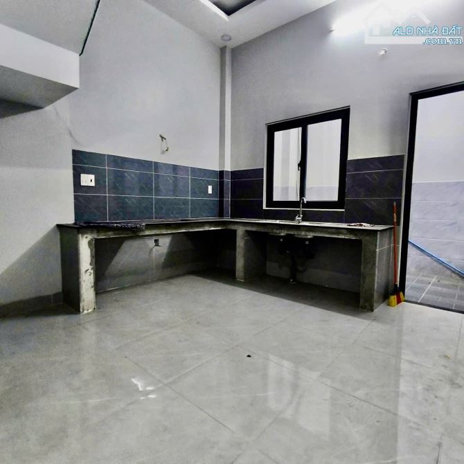 🏡 NHÀ 2 TẦNG MẶT TIỀN NGUYỄN THỊ THỬ – HÓC MÔN 💰 Chỉ 6.7 tỷ – DT 4x30m (120m²) - 4