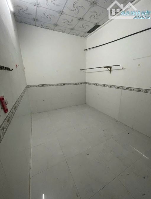 Bán nhà cấp 4 cách chợ Thới Tứ 200m vào 1 sẹc Trịnh Thị Miếng, Hóc Môn giá 860trieu, SHR - 4
