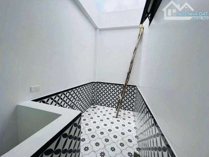 🏠 Bán nhà Khúc Thừa Dụ 47m2 - 3 tầng - Gần Aeon Mall - 3.55 tỷ - 4