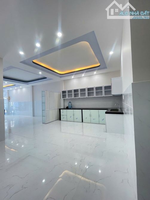 MẶT TIỀN KDC BÌNH HƯNG QUẬN 8 - DT NGON 6 x 20 - 5PN CHỈ 13 ĐỒNG - 5