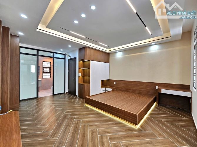 🏠 Bán nhà Chợ Hàng Cũ 48m2 - 4 tầng - Xây độc lập - 5.2 tỷ - 5
