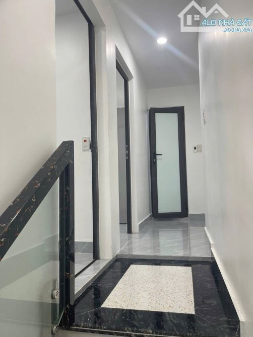 🏠 Bán nhà Lán Bè 40m2 - 2 tầng - Trung tâm thành phố - 1.85 tỷ - 5