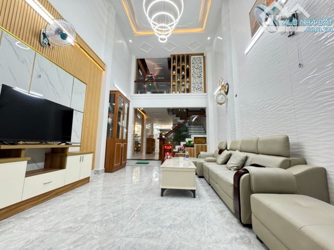 149/ Nguyễn Duy Cung, Gò Vấp 90m chỉ 10.x - 2