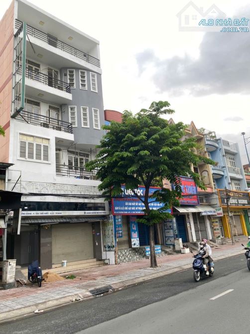MẶT TIỀN ĐƯỜNG TRƯỜNG CHINH Q.12, NGANG 7m5 CỰC HIẾM, 1 TRỆT 4 LẦU HOÀN CÔNG ĐẦY ĐỦ