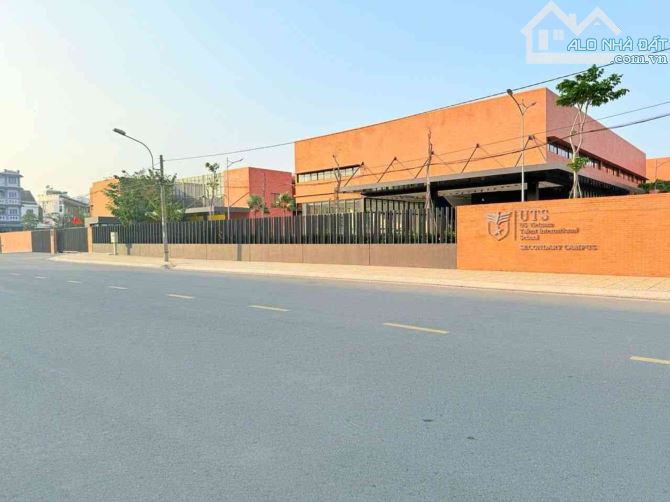 LÔ ĐẤT BIỆT THỰ ĐƯỜNG SỐ 22- KDC BÌNH HƯNG -ĐỐI DIỆN QUỐC TẾ ANH NGỮ - 175.5M2 - 15,5 TỶ