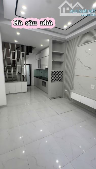 7.89 TỶ – NGAY NÚT GIAO TÂN MAI – NHÀ MỚI 5 TẦNG – MẶT TIỀN 4.7M - 1