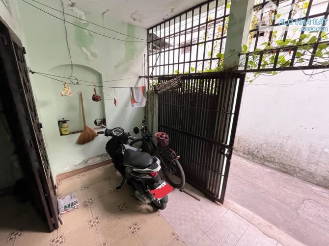Cho thuê nhà Nguyên Căn P. Linh Trung, Thủ đức Có nội thất 2PN 2wc 8tr/tháng - 1