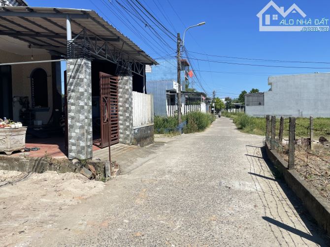 Đất bê tông 4m ô tô thông cách trục nhựa Hoà Tiến 400m - 2