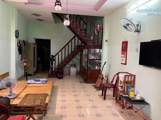 Cho thuê nhà Nguyên Căn P. Linh Trung, Thủ đức Có nội thất 2PN 2wc 8tr/tháng - 2
