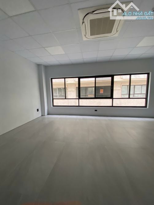 Cho thuê Him Lam Vạn Phúc 96m x 6 tầng 1 tum 60 triệu - 2