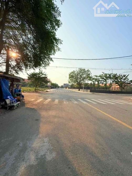 LÔ ĐẤT BIỆT THỰ ĐƯỜNG SỐ 22- KDC BÌNH HƯNG -ĐỐI DIỆN QUỐC TẾ ANH NGỮ - 175.5M2 - 15,5 TỶ - 2