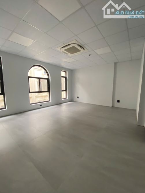 Cho thuê Him Lam Vạn Phúc 96m x 6 tầng 1 tum 60 triệu - 3
