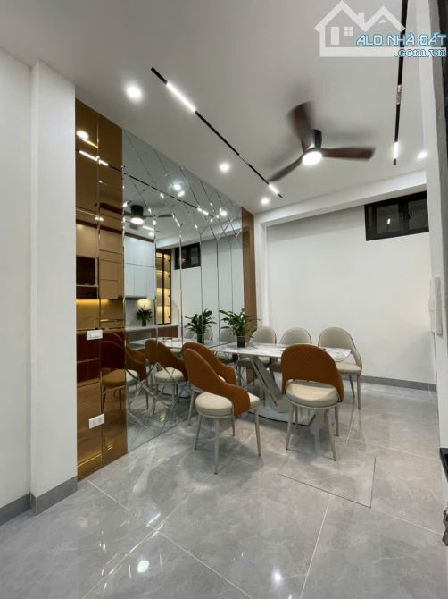 SIÊU PHẨM LUNG LINH – 2 THOÁNG TRƯỚC SAU – CÁCH Ô TÔ CHỈ 10M. - 4