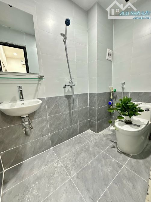 SIÊU PHẨM DÒNG TIỀN 7 TẦNG THANG MÁY 14 PHÒNG FULL NỘI THẤT LAI XÁ HOÀI  ĐỨC - 5