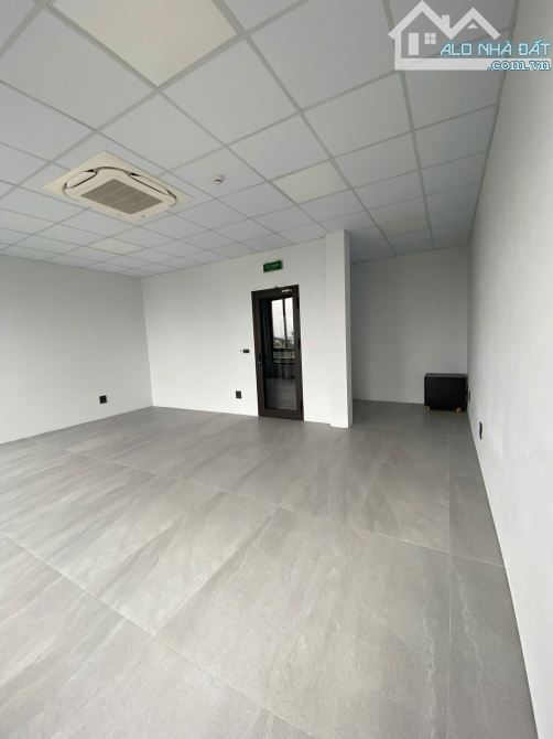 Cho thuê Him Lam Vạn Phúc 96m x 6 tầng 1 tum 60 triệu - 6