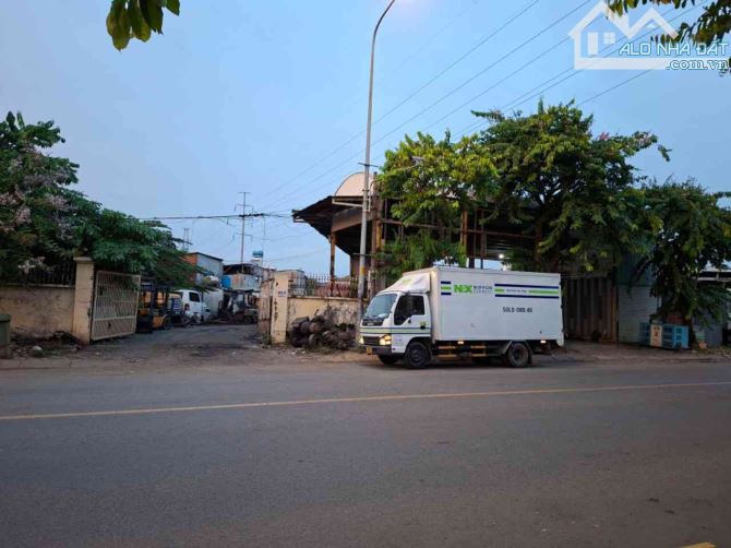 Bán đất 756m² lô góc 2 mặt tiền Hà Huy Giáp Q12 - gần Ngã Tư Ga - hơn 17 tỷ TL