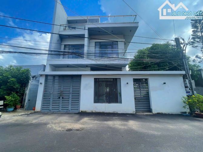 BÁN NHÀ TẠI ĐƯỜNG TRẦN PHÚ , P5,VỊ TRÍ TRUNG TÂM DU LỊCH BIỂN TP VŨNG TÀU. GIÁ 12,5 TỶ