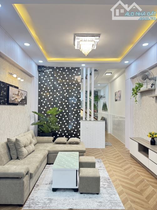 Bán Nhà MT Đường Số 11 KDC Bình Hưng - 4m x 18m - 72m2 - 1 TrệT 2 Lầu - Nhà Mới Đẹp