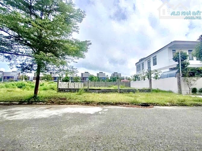 💥 HÀNG KHỦNG- SIỂU RẺ- MẶT TIỀN  VŨNG TRUNG 18 - 300M² NGANG 15M - NGAY REGAL COMPLEX